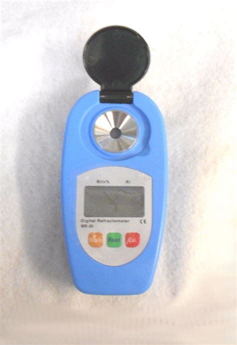 refractometer dual scale|how to use digital refractometer.